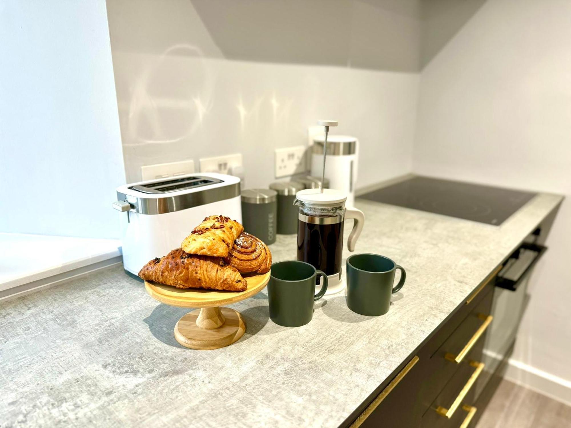 בורנמות' Amazing Large 3 Bedroom Apartment - Sleeps 8! מראה חיצוני תמונה